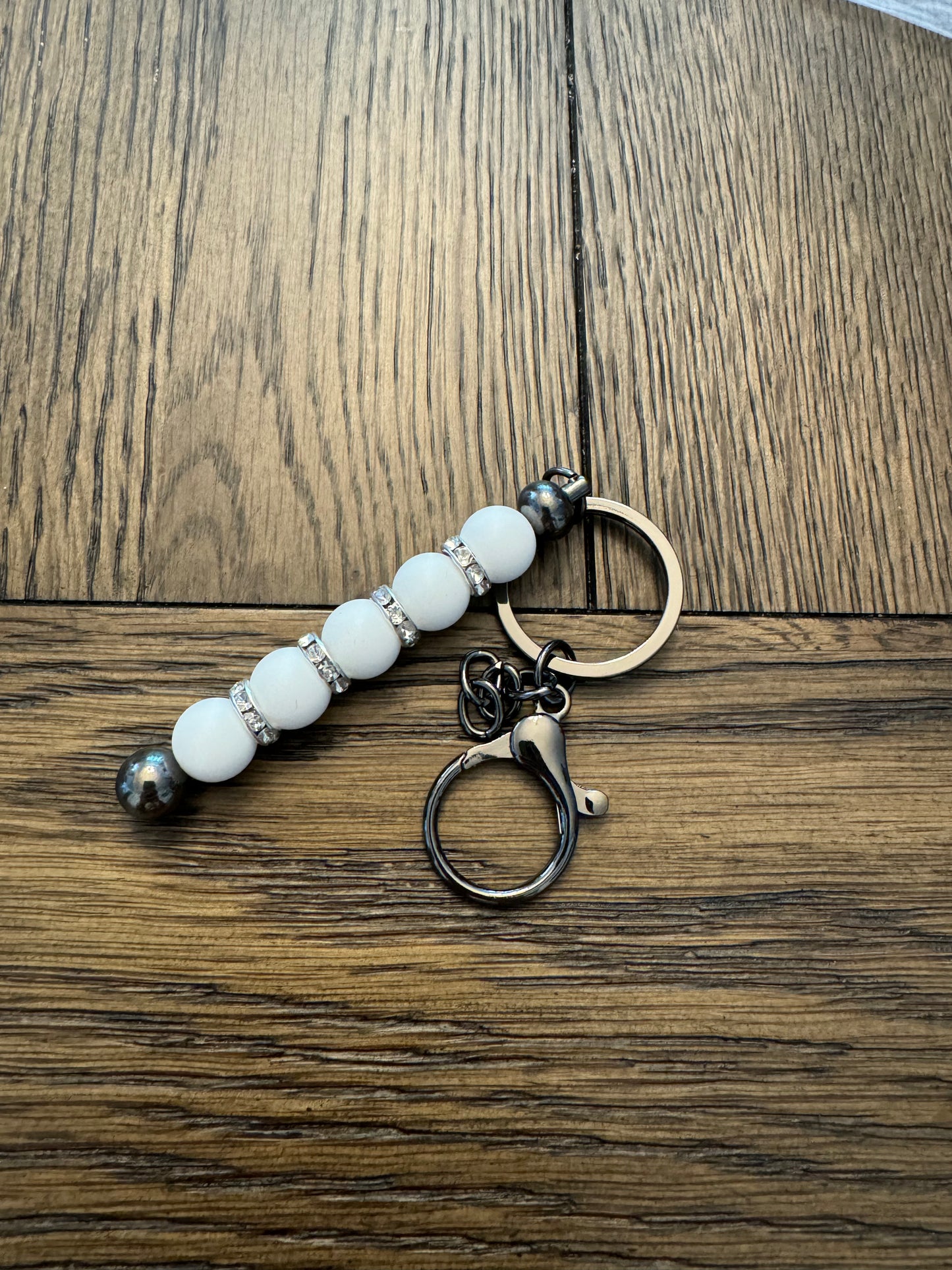 White and sparkly bar keychain